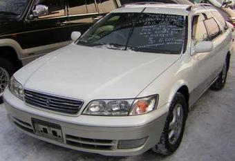 1999 Toyota Mark II Wagon Qualis