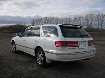 1999 Toyota Mark II Wagon Qualis