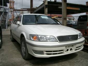 1999 Toyota Mark II Wagon Qualis