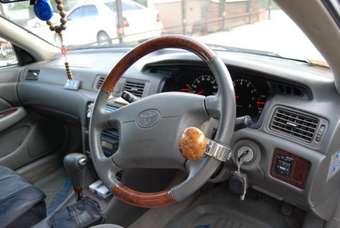 1999 Toyota Mark II Wagon Qualis