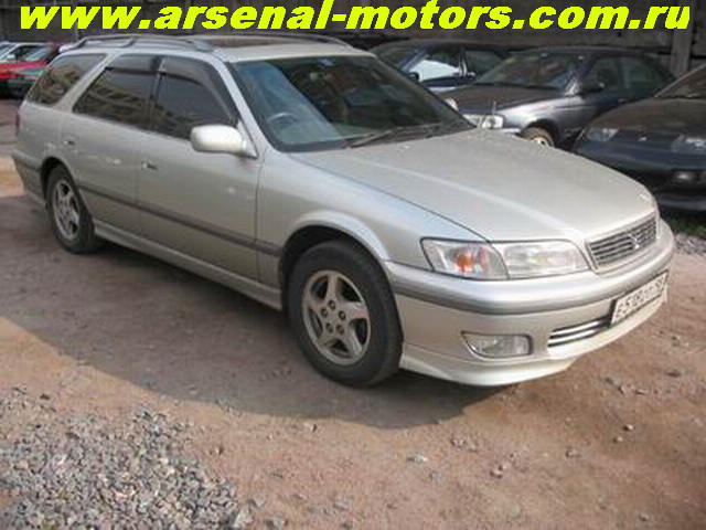 1999 Toyota Mark II Wagon Qualis Pictures