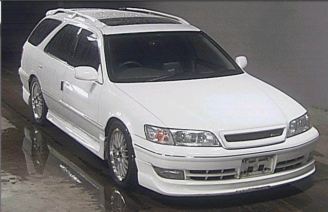 Toyota mark 2 qualis