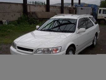 2000 Toyota Mark II Wagon Qualis