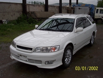 2000 Toyota Mark II Wagon Qualis