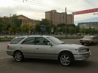 2000 Toyota Mark II Wagon Qualis