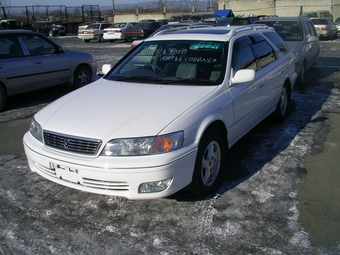 2000 Toyota Mark II Wagon Qualis