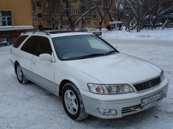 2000 Toyota Mark II Wagon Qualis