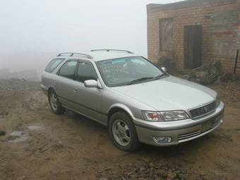 2000 Toyota Mark II Wagon Qualis