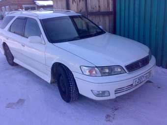 2000 Toyota Mark II Wagon Qualis