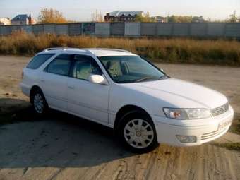 2000 Toyota Mark II Wagon Qualis