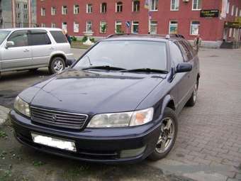 2000 Toyota Mark II Wagon Qualis