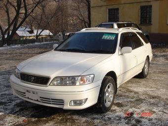 2001 Toyota Mark II Wagon Qualis