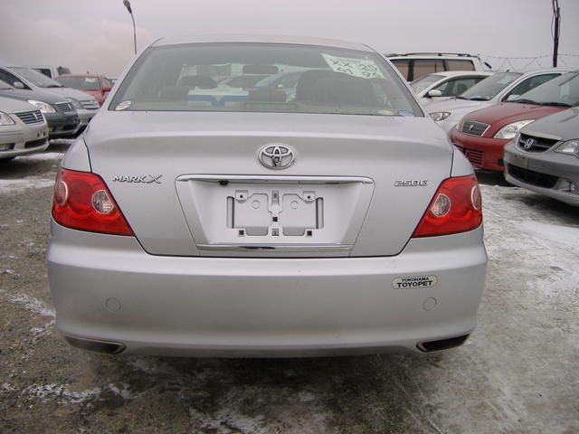 2004 Toyota Mark X