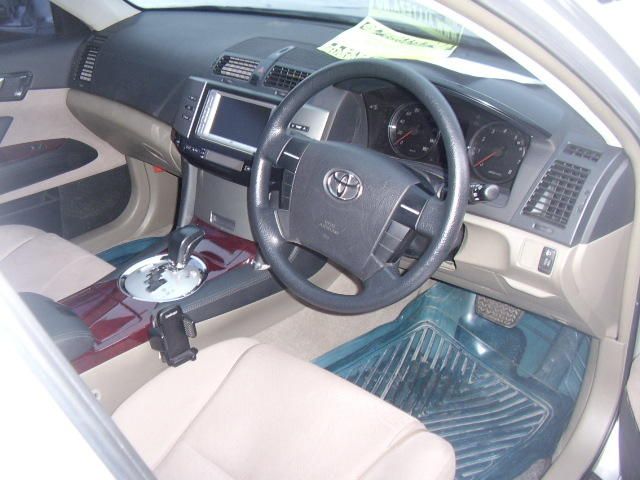 2004 Toyota Mark X