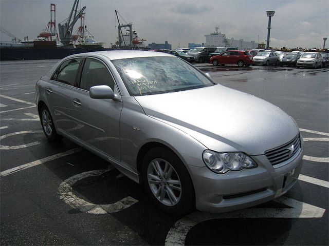 2004 Toyota Mark X