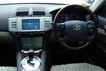 2004 Toyota Mark X Photos