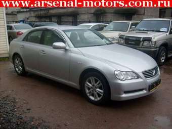 2004 Toyota Mark X Pictures