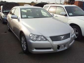2004 Toyota Mark X Images