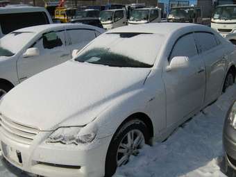 2004 Toyota Mark X Pics