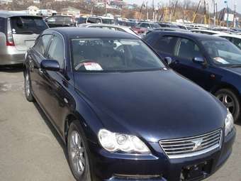 2004 Toyota Mark X Photos