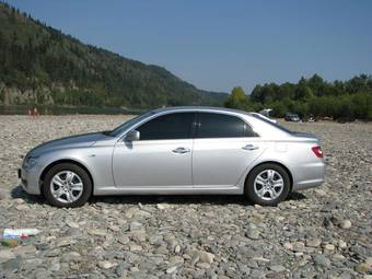 2004 Toyota Mark X Pictures