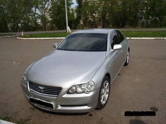 2004 Toyota Mark X Pictures