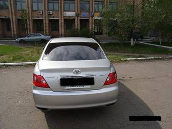 2004 Toyota Mark X Pictures