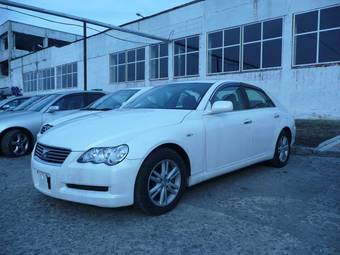 2004 Toyota Mark X Pictures