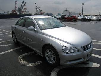 2004 Toyota Mark X Photos