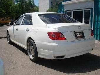 2004 Toyota Mark X Pictures