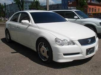 2004 Toyota Mark X Photos