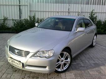 2004 Toyota Mark X Photos