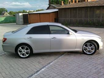 2004 Toyota Mark X Pictures