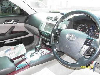 2004 Toyota Mark X Pics