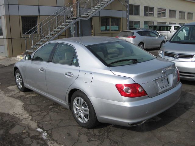 2005 Toyota Mark X