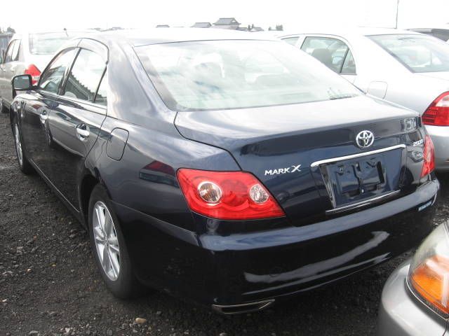 2005 Toyota Mark X