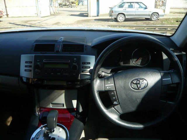 2005 Toyota Mark X