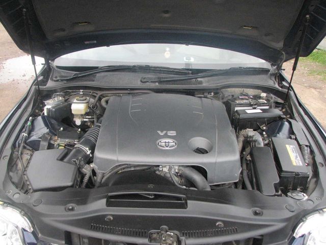 2005 Toyota Mark X
