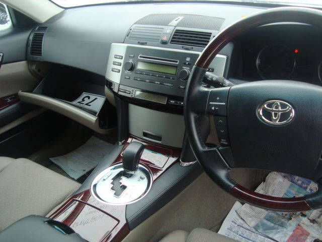 2005 Toyota Mark X