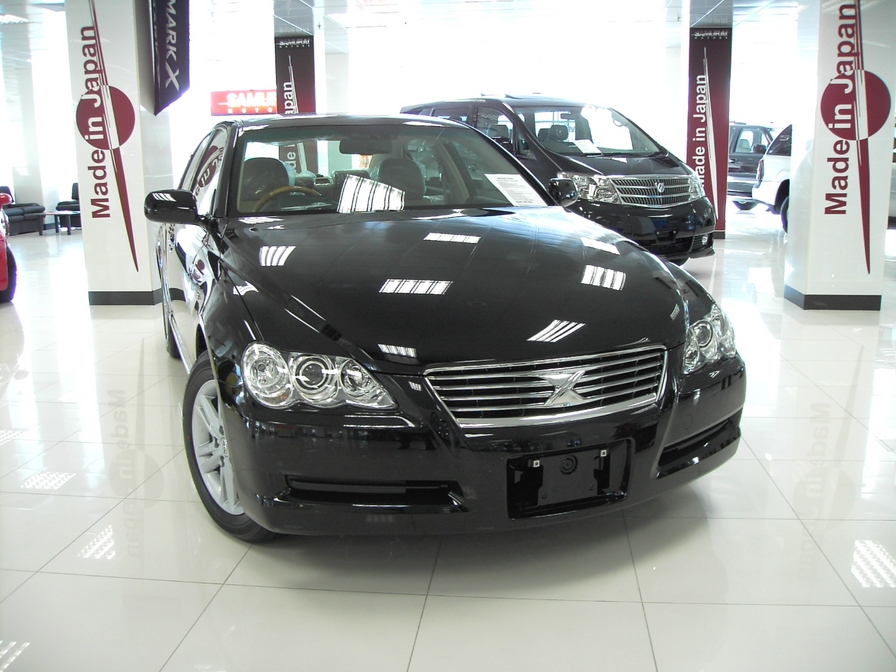 2005 Toyota Mark X Photos