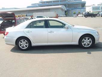 2005 Toyota Mark X Photos