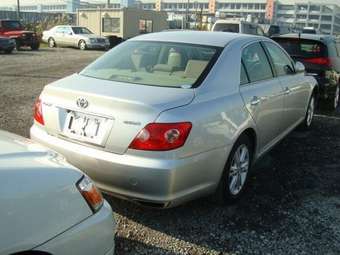 2005 Toyota Mark X Pictures