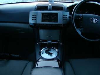2005 Toyota Mark X Photos