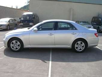 2005 Toyota Mark X Photos