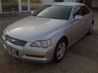 2005 Toyota Mark X Pictures