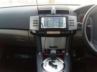 2005 Toyota Mark X Pictures