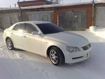2005 Toyota Mark X Pics