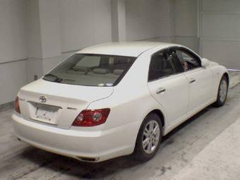 2005 Toyota Mark X Pictures