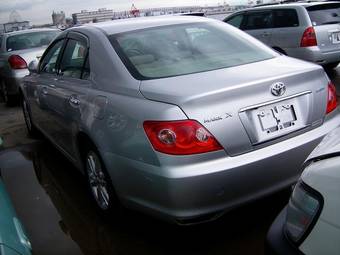 2005 Toyota Mark X Pics