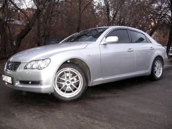 2005 Toyota Mark X Photos